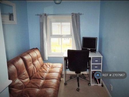2 bedroom flat to rent - Photo 5