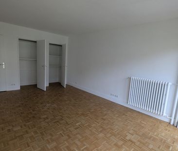 location Appartement T1 DE 33m² À PARIS 15 - Photo 6