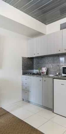 1 Bedroom Apartment - Photo 1