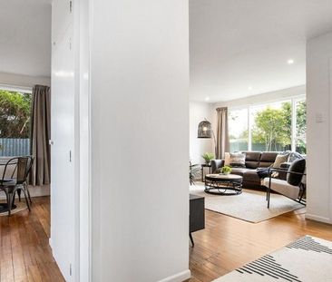 Pet Friendly Home - Photo 3