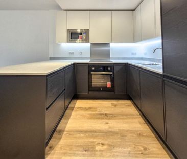 2 bedroom apartment to rent - Photo 4