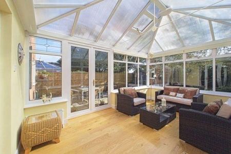 21, Peacock Close, Chichester - Photo 2