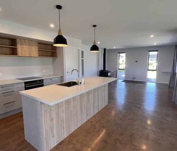 Stunning Bright Home! - Photo 5