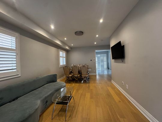 For Lease - 66 James Mccullough Road, Whitchurch-Stouffville, Ontario - Photo 1