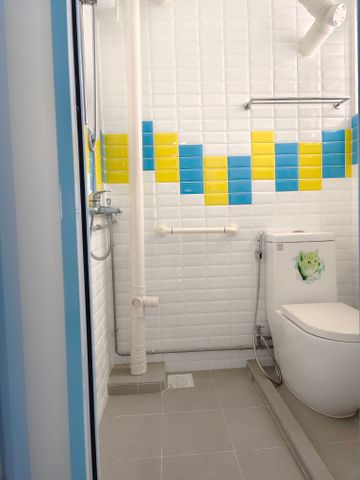 2 Bedroom HDB_THREE_ROOM at Bedok - Photo 5