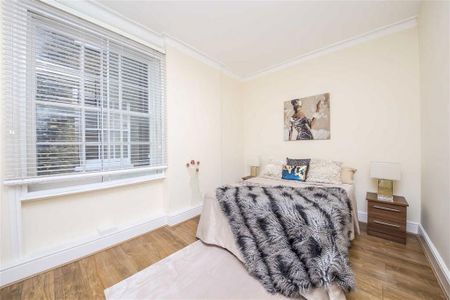 3 bedroom flat to rent - Photo 3