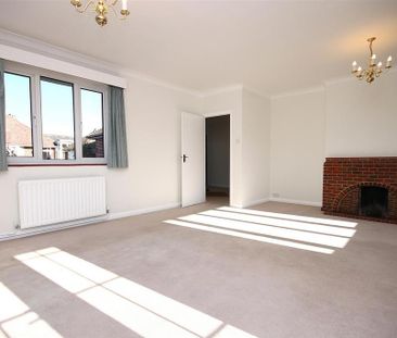 3 bedroom detached bungalow to rent - Photo 4