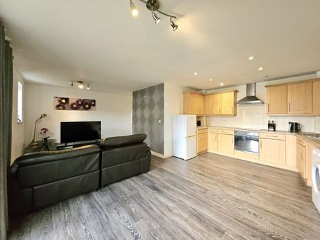 2 Bed Flat, Foxglove Way, LU3 - Photo 2