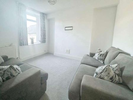 Brynhyfryd Terrace, Ferndale, CF43 - Photo 3