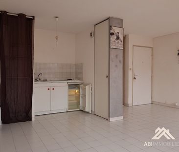 Location Appartement 1 pièce 30m² MONTPELLIER 34000 - Photo 2