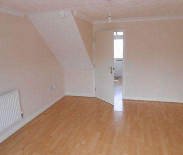 Reedland Way, Hampton Vale, Peterborough - Photo 2