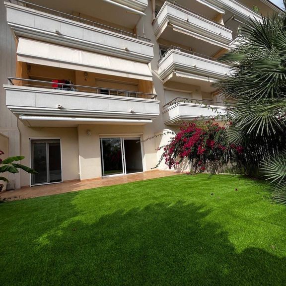 3 room luxury Flat for rent in Sitges, Spain - Photo 1