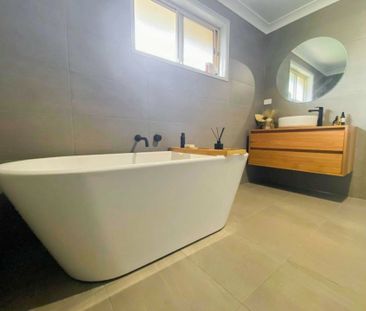 Modern Finishes in this Comfortable Home - Photo 6