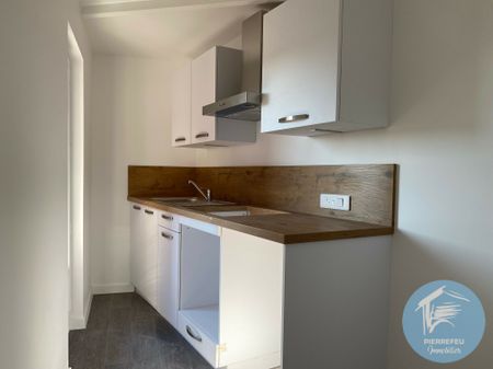 Location Appartement 3 pièces 57m² TARARE 69170 - Photo 2