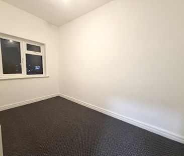 Vista Road, Haydock WA11 0RZ - Photo 3