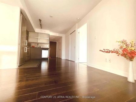 170 Fort York Boulevard #508 - Photo 2
