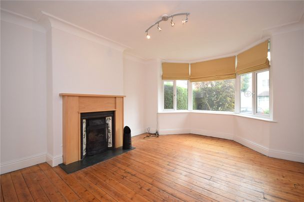 19, Nunroyd Road, Moortown, Leeds, LS17 6PH - Photo 1