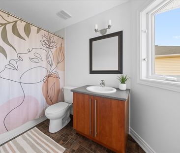 For Lease - 69 Steele Park Private, Cyrville - Carson Grove - Pinev... - Photo 6