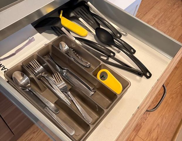 moderne möblierte 2 Zimmer Wohnung mit Einbauküche und Bad in 63303 Dreieich - Foto 1