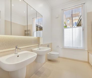 3 bedroom terraced house to rent - Photo 3