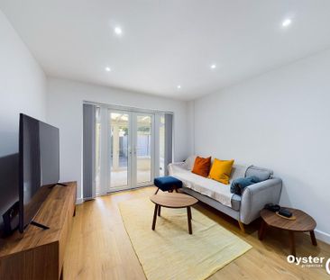3 bedroom terraced house to rent - Photo 6