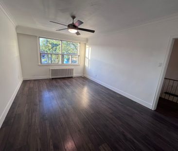 For Lease - 3351 Lake Shore Boulevard Unit# 1, Toronto, Ontario - Photo 4