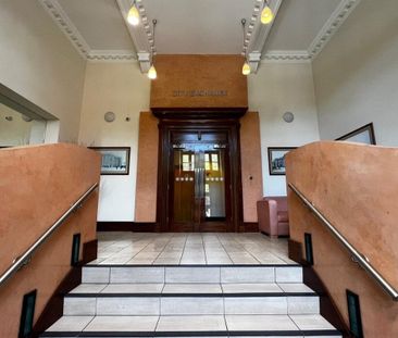 Lowgate, HULL - Photo 6