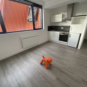 Location Appartement 1 pièce 23m² CLERMONT FERRAND 63000 - Photo 2