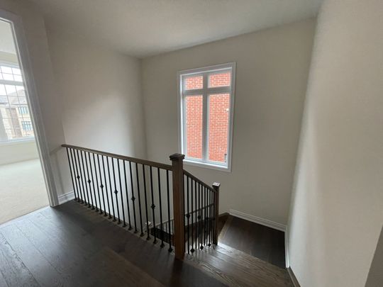 For Lease - 3453 Mosley Gate, Oakville, Ontario - Photo 1