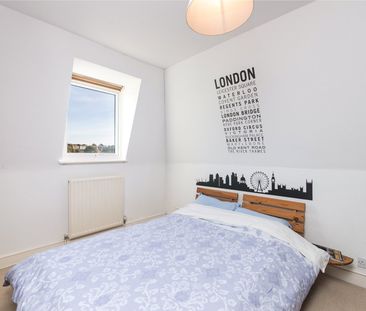 76 Claremont Road, Surbiton, Surrey, KT6 flat to rent - Photo 5