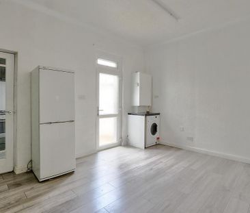 2 bedroom house to rent - Photo 4