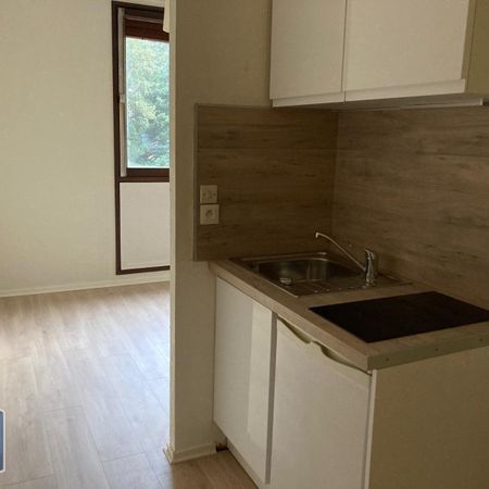 Location Appartement 1 pièce 15m² LILLE 59000 - Photo 4