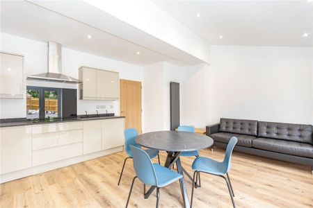 6 bedroom semi-detached house to rent - Photo 5