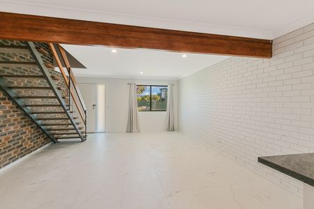 3/6 Parry St, Tweed Heads South NSW 2486 - Apartment For Rent | Domain - Photo 2