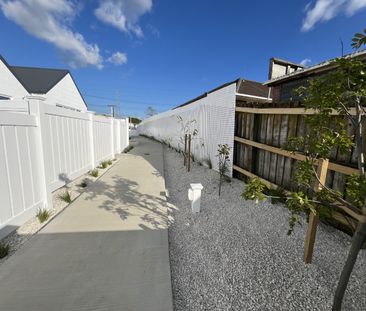 Stunning Two Bedroom - Photo 6