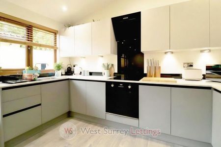 1 bedroom ground floor flat to rent - Photo 5