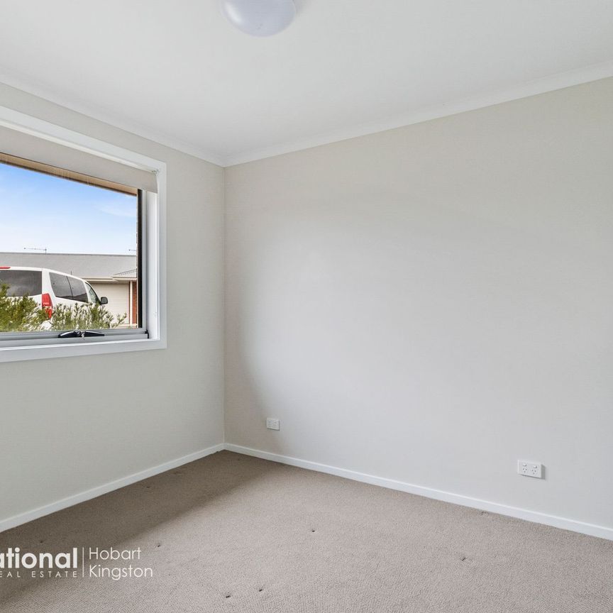 7/9 Frost Street, 7054, Snug Tas - Photo 1