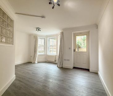 St. Matthew's Gardens, Cambridge - Photo 2