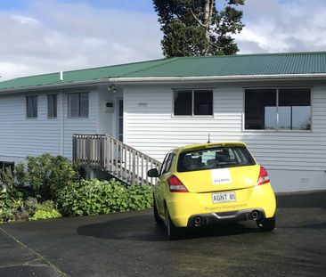 Three Bedroom Family home with views - Photo 1