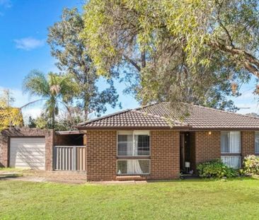 Well Presented Family Home! - Photo 1