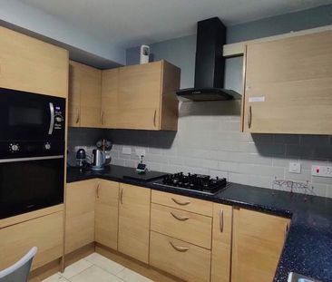 House share to rent - Photo 4