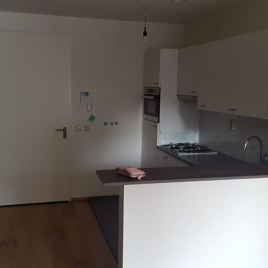 Ruim en mooi 3-kamerappartement te huur in centrum Zeist - Photo 1