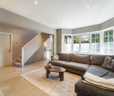 4 bedroom detached house to rent - Photo 4