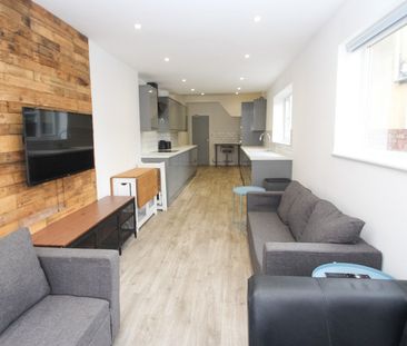 7 bedroom terraced house to rent - Photo 3