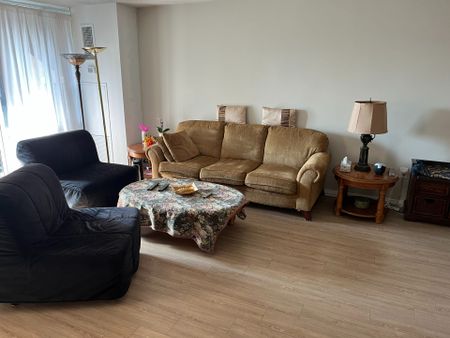 For Lease - 716 The West Mall Street Unit# 905, Toronto, Ontario - Photo 3