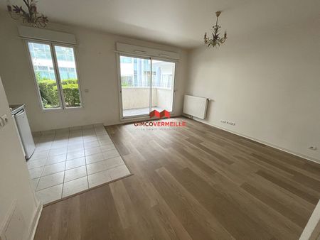 Location Appartement 1 pièce 31m² - Photo 3