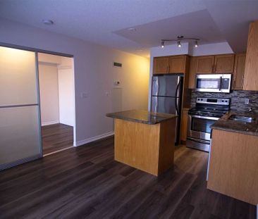 For Lease - 18 Harding Boulevard Unit# 716, Richmond Hill, Ontario - Photo 1