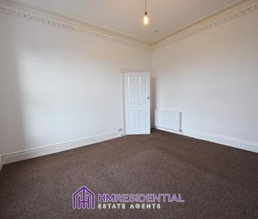 3 bedroom flat to rent - Photo 4