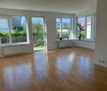 Välplanerad villa i barnvänligt område - Photo 3