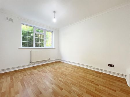 2 bedroom Maisonette to rent - Photo 4